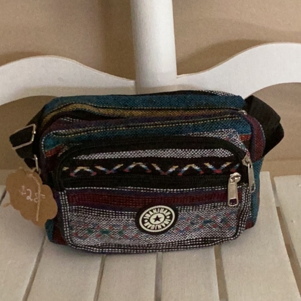 SouthWestern Triple Zip Crossbody or Shoulder Handbag Aztec Multicolored